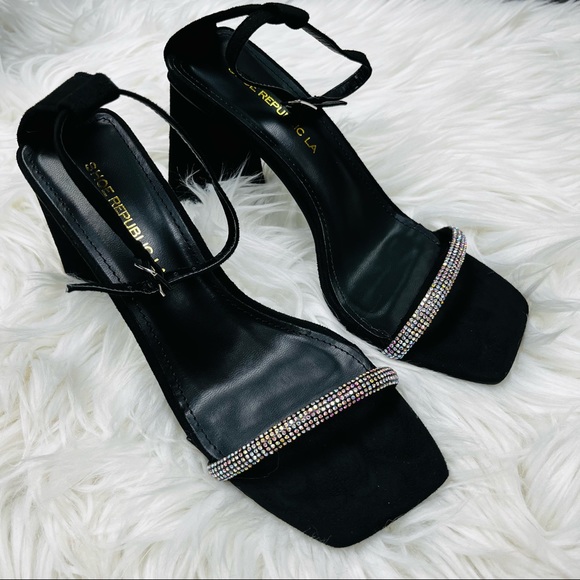 🆕Black suede triangle Sandals - Picture 5 of 6